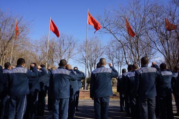 北京市监狱举行服刑人员政治改造宣誓活动